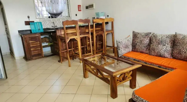Lux Suites Diani Airstrip Villas, Rezervasyon Otel Diani Beach 