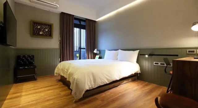 Двухместный номер Economy с балконом MIDORI Hostel