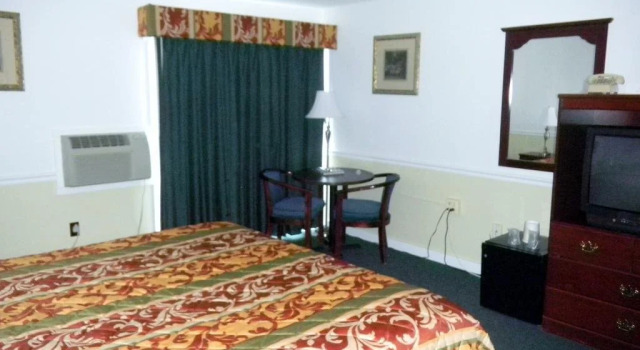 Yankee Clipper Inn, SureStay Collection by Best Western, Забронировать Отель Норт-Конуэй Cranmore Mountain Resort, рядом с Мини-гольф "Банана Вилладж"