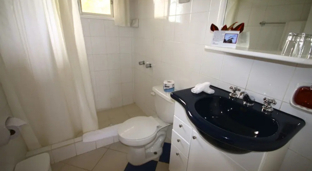 Четырёхместный семейный номер Standard c 1 комнатой Hotel Angermeyer Waterfront Inn