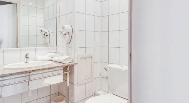 Номер Economy La Maison Hôtel Mulhouse Centre