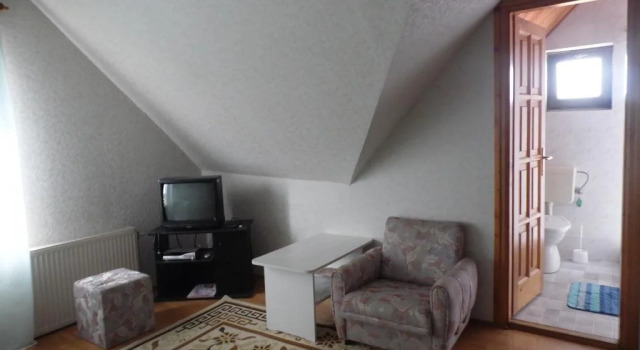 Agi Panzio Obuda