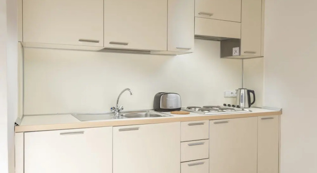 Студия Standard Three Golden Crowns Apartments