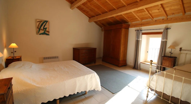 Семейный номер Standard Logis Hôtel Restaurant Gîte La Bastide du Vébron