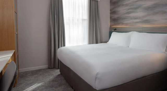 Двухместный номер Standard DoubleTree by Hilton Bath