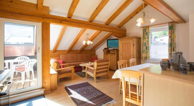 Apartmenthaus Brixen & Haus Central, Rezervați Apartament Brixen im Thale Brixental