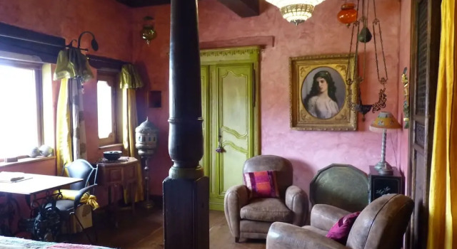 Les Folies de la Serve, Rezerwuj Hotel Ouroux Rhône