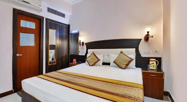 Номер Classic OYO 5539 Merit Hotel