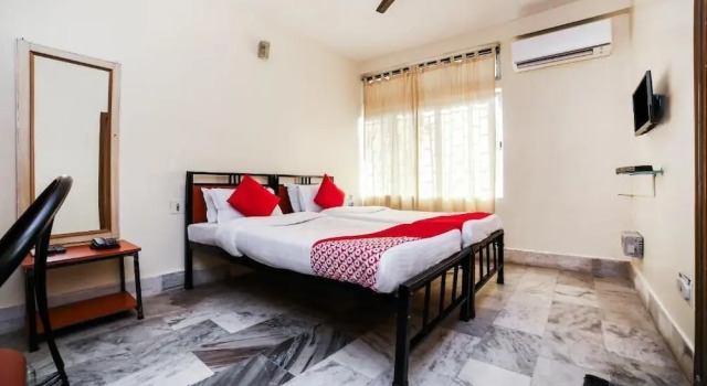 Uttam Guest House