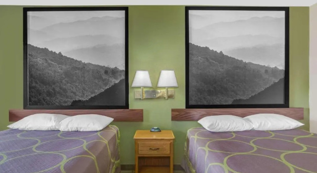 Номер Deluxe Super 8 by Wyndham Christiansburg/Blacksburg Area