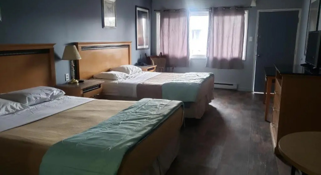 Номер Superior Metro Inn