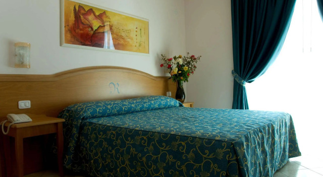 Roses Hotel