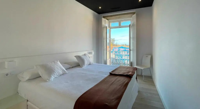 Полулюкс с балконом Hotel Montes
