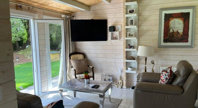 Cosy Cabin Hideaway 3km From Cavan Town, Забронировать Дом для отпуска Виллы графства Каван, Вилла