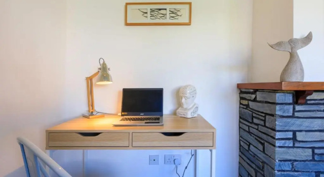 Коттедж с 2 комнатами Cottage sleeps 6 within 5 mins from the sea