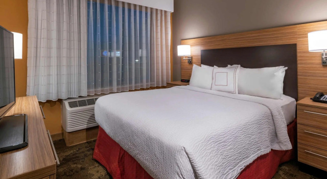 Двухместный люкс c 1 комнатой с видом на горы TownePlace by Marriott Suites Gallup