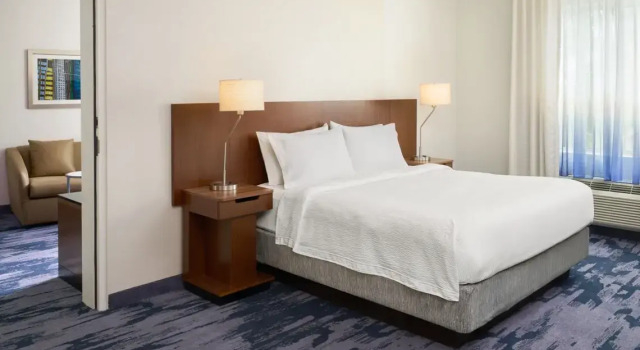 Двухместный люкс c 1 комнатой Fairfield Inn & Suites by Marriott Delray Beach I-95
