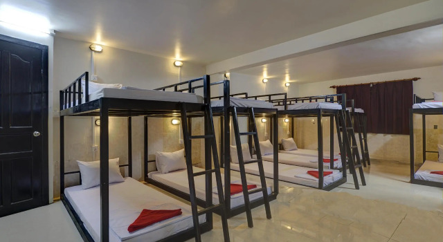 Кровать в общем номере (женский номер) Siem Reap Pub Hostel