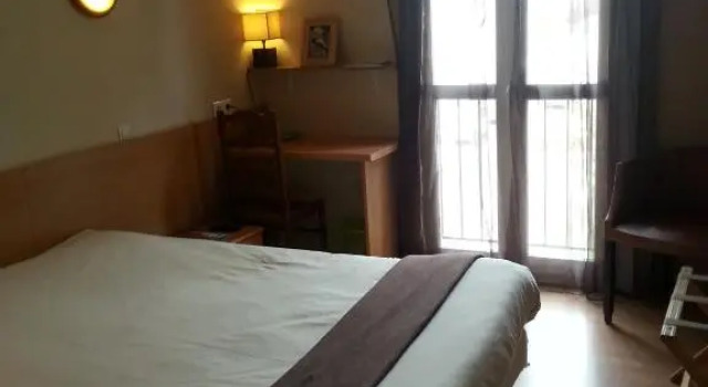 Номер Standard Hôtel du Lion dOr