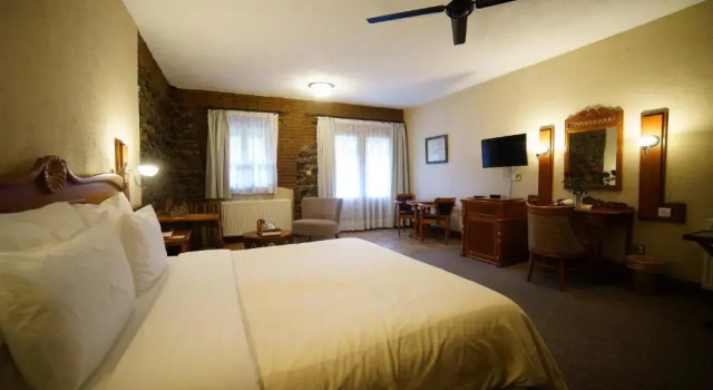 Полулюкс The Mill Hotel