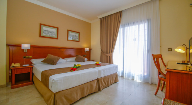 Mainake Costa del Sol, Book Hotel Torre del Mar Axarquía