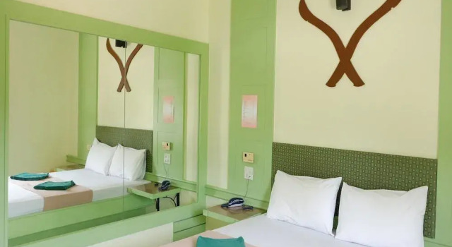 Little Park Hotel