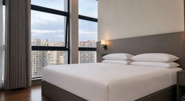 Люкс с видом на озеро Lai Jia Hotel (Dayun City Branch)