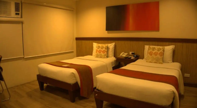 Двухместный номер Standard NS Royal Hotel
