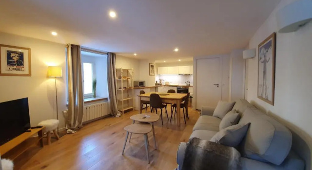 Appartement Gentiane de 85m2 avec sauna à 10 min des pistes