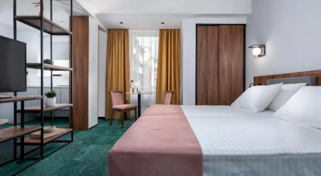 Полулюкс Hotel Tims
