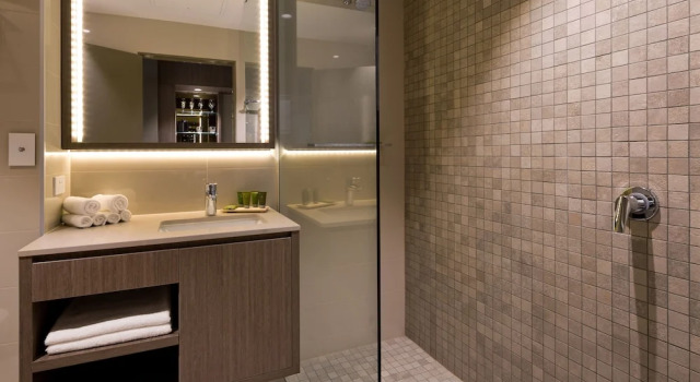 Люкс Executive The Glen Hotel and Suites
