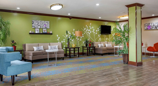 Sleep Inn & Suites Brunswick North