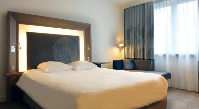 Двухместный номер Superior Novotel Brussels City Centre