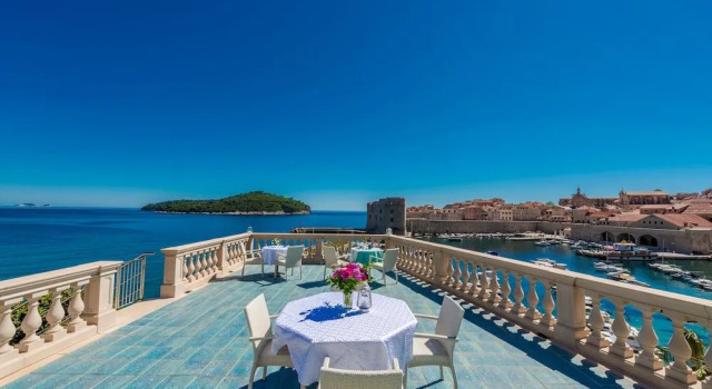 Villa Adriatica - 4 bedroom vacation house