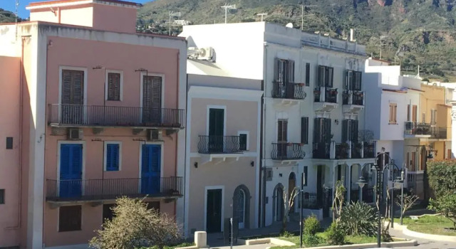 B&B Il Castello, Забронировать Отель «постель и завтрак» Липари Липарские острова