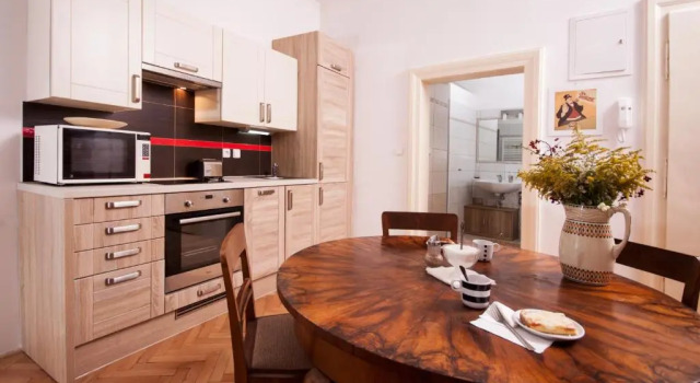 Apartamento 2 dormitorios con balcón Prague Siesta Apartments