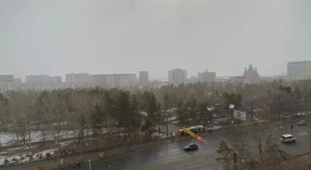 Apartamenty s vidom na gorod, Забронировать Апартаменты/квартира Отели Павлодарской области с парковкой, Парковка