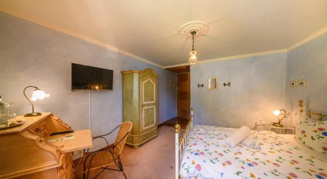 Номер Standard с видом на озеро Albergo Ristorante Grotto Miralago