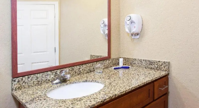 Номер Standard Candlewood Suites Lexington by IHG