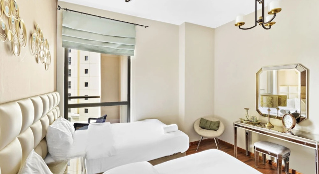 WelHome - Waterfront Family-Size Apt With JBR Beach Access, Забронировать Апартаменты/квартира Апартаменты Эмирата Дубая, рядом с Dubai Marina Yacht Club, Апартаменты/квартира