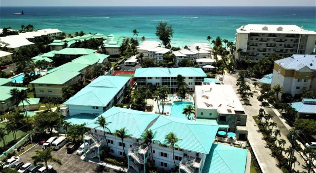 Апартаменты Seven Mile Beach Resort