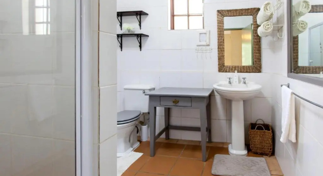 Трёхместный номер Standard Summerhill Guest Farm