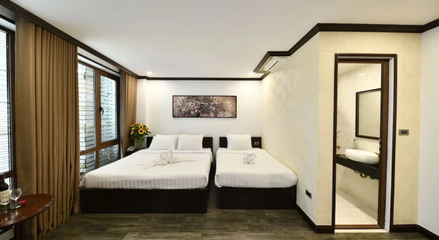 Номер Standard Kingdom Hanoi Hotel