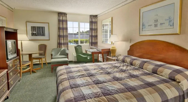 Номер Standard Days Inn by Wyndham Mt. Vernon