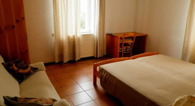 Ostello Il Gruccione, Book Hostel / Vandrerhjem Hostels i Vernasca, Hostel / Vandrerhjem