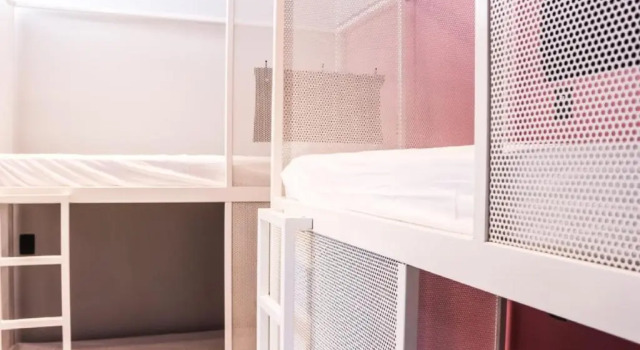 Кровать в общем номере (женский номер) Artsy Vitoria Hostel