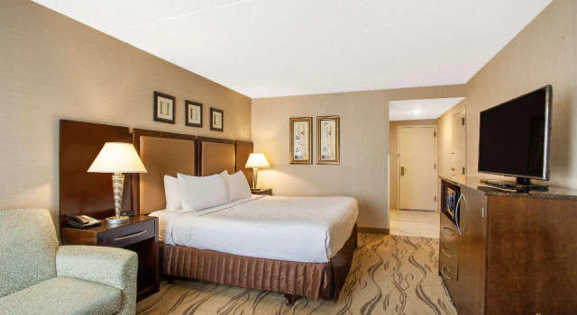 Двухместный номер Standard Crowne Plaza Hotel Philadelphia - Bucks County