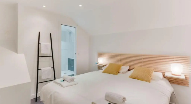 Design Apartment for 4 people between Louvre & Opera