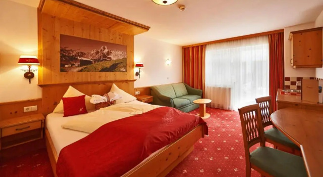 Hotel Bergzeit