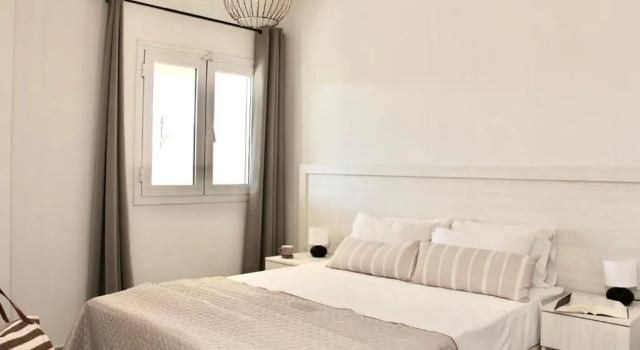 Cozy Flat at Regina Apartments